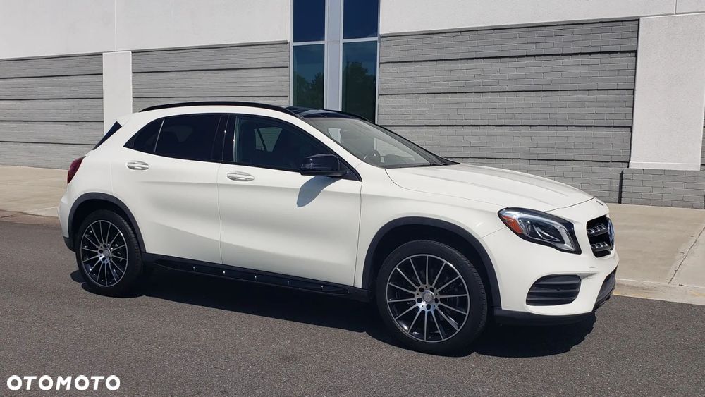 Mercedes-Benz GLA 250 7G-DCT Peak Edition - 2