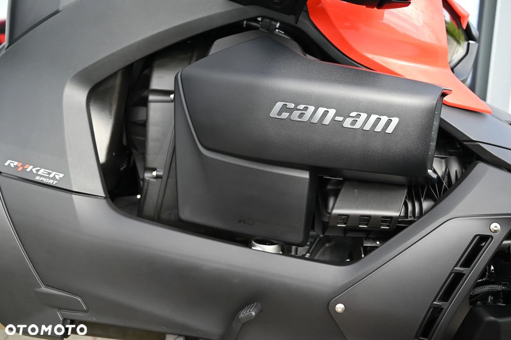 Can-Am Ryker - 10