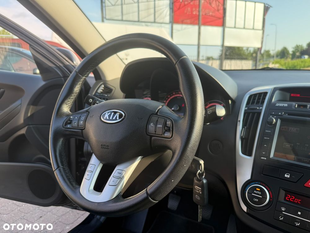 Kia ProCeed - 26