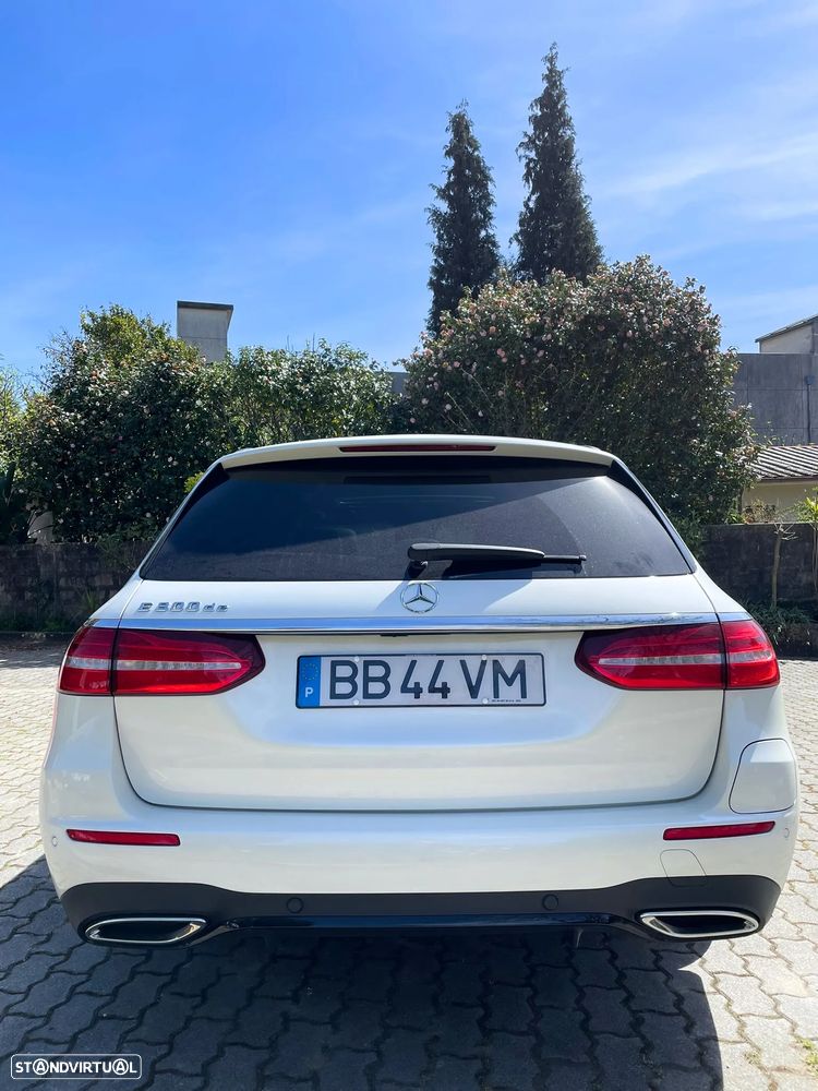Mercedes-Benz E 300 de 9G-TRONIC AMG Line - 4