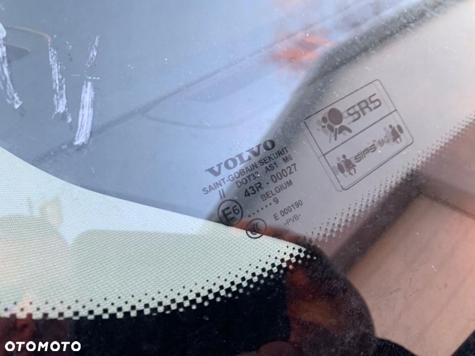 szyba przod front volvo xc60 oryginal 09r city saf - 3