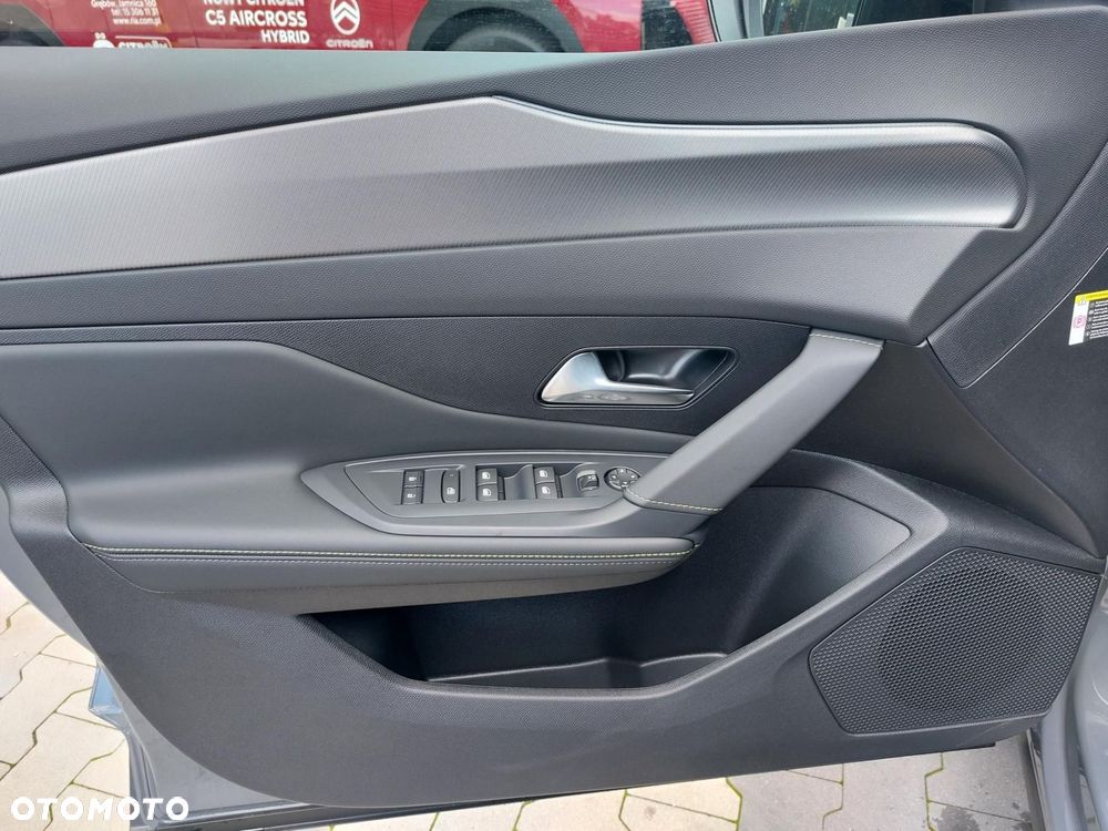 Peugeot 408 1.2 PureTech mHEV GT Exclusive S&S e-DCS6 - 15