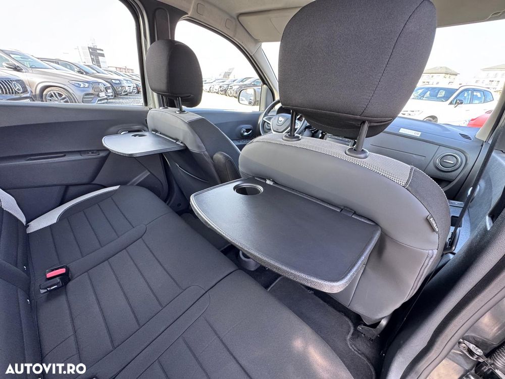 Dacia Lodgy 1.5 Blue dCi Stepway - 16