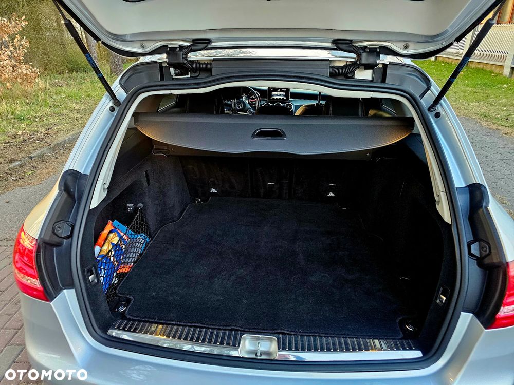 Mercedes-Benz Klasa C 220 d 9G-TRONIC Avantgarde - 23