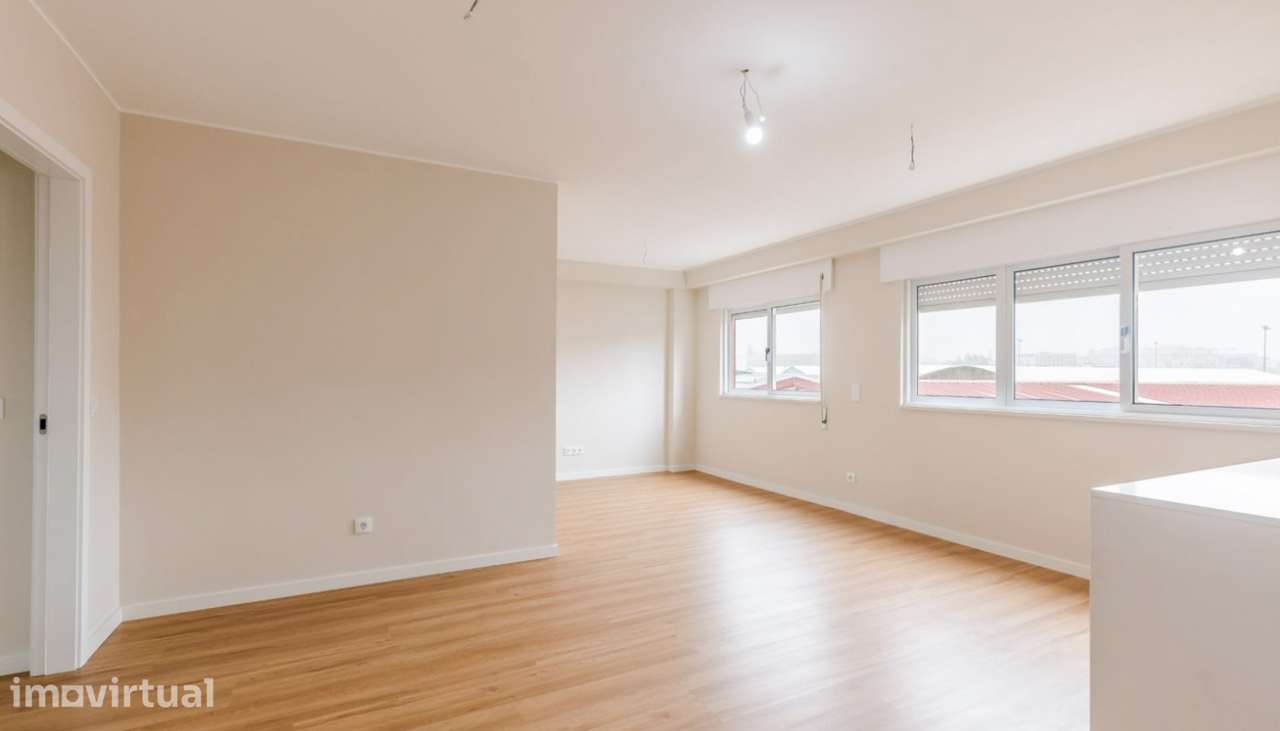 Venda de Apartamento T4, Ramalde, Porto - Grande imagem: 2/18