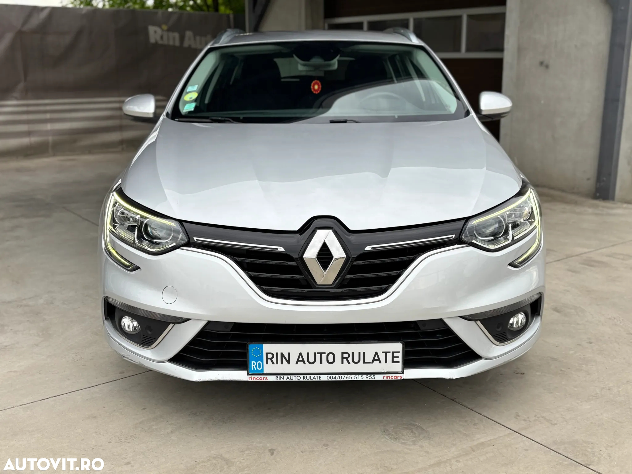 Renault Megane BLUE dCi 115 EDC BUSINESS EDITION - 3