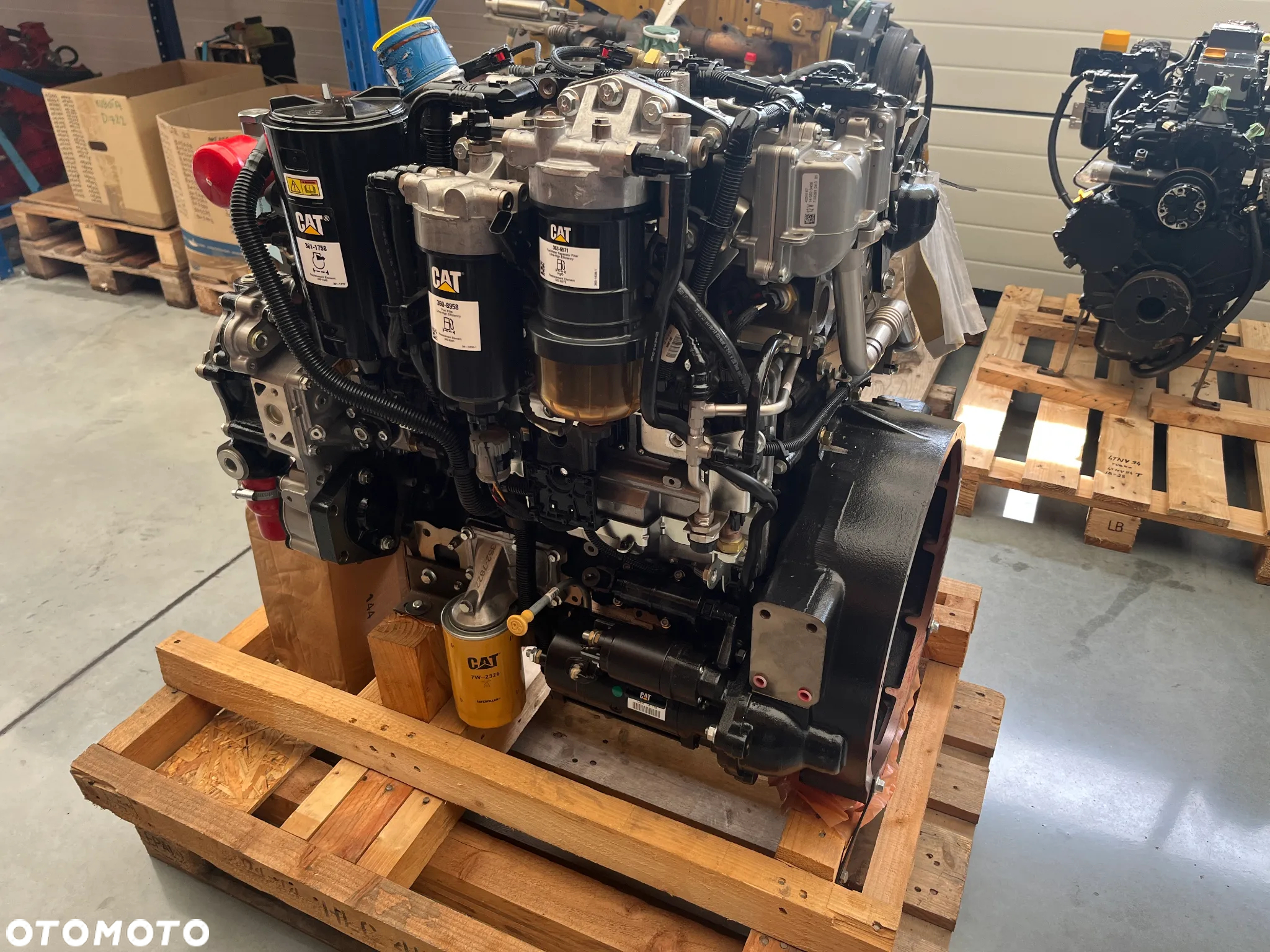 SILNIK CAT C4.4 Perkins MK82200 1104C Perkins MPKXL04.4SU1 34900 netto - 4