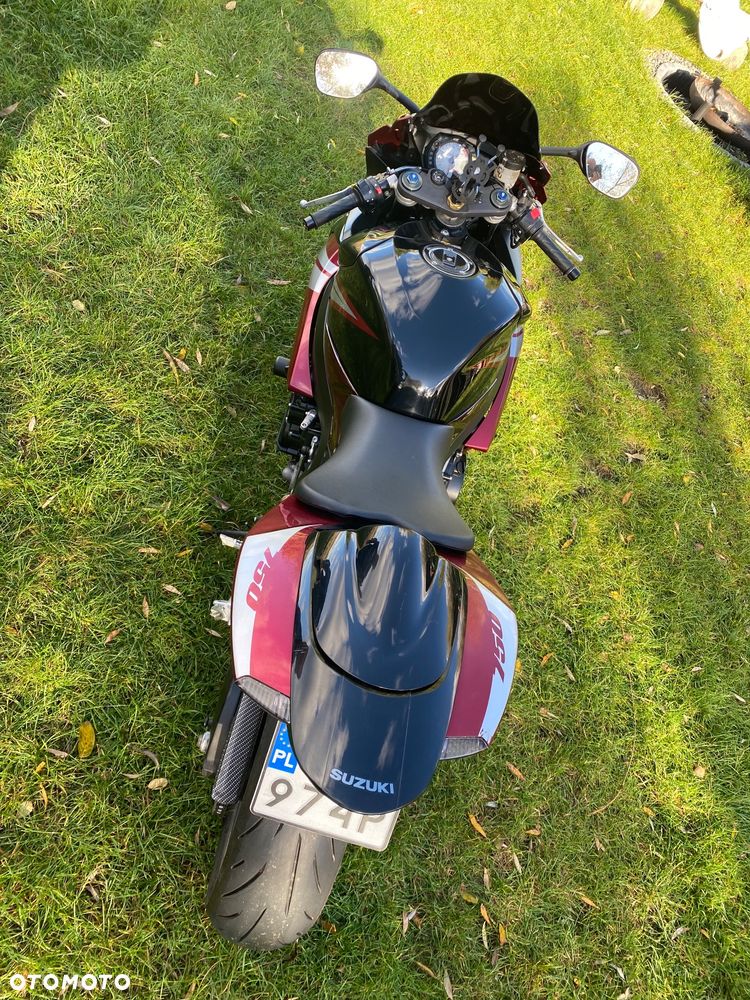 Suzuki GSX-R - 13