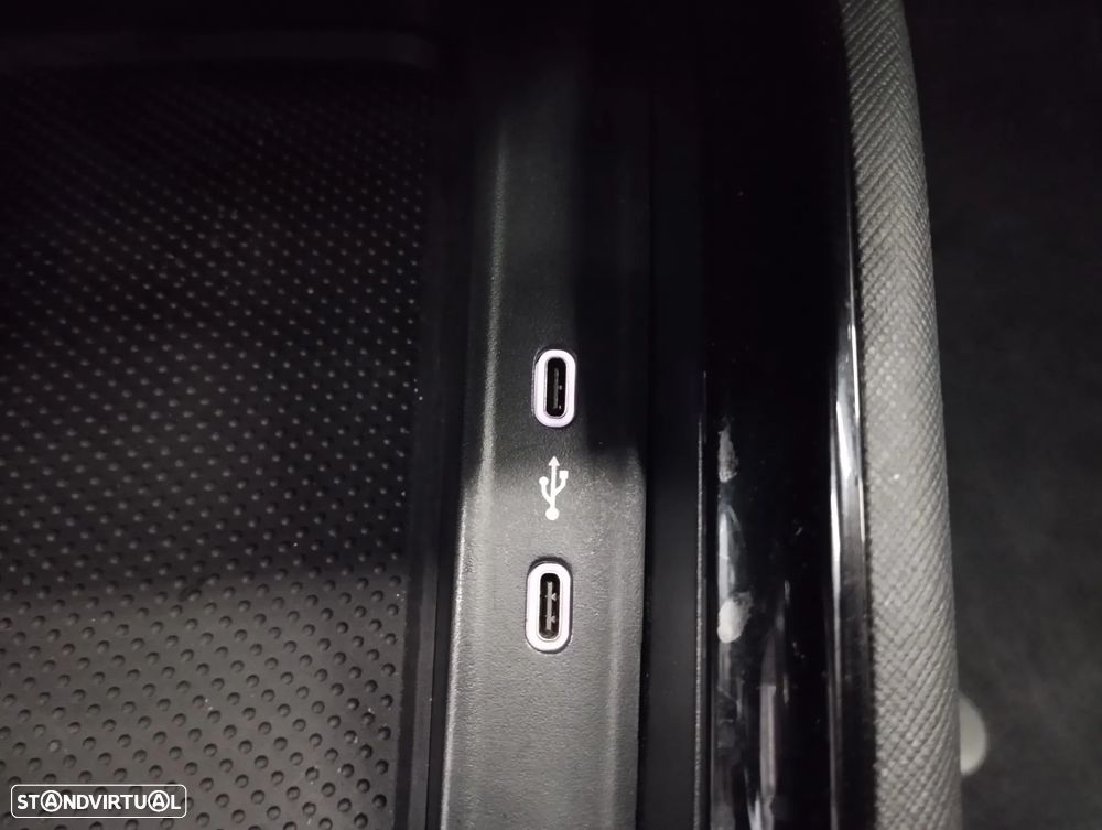 Skoda Kamiq 1.0 TSI Selection DSG - 33