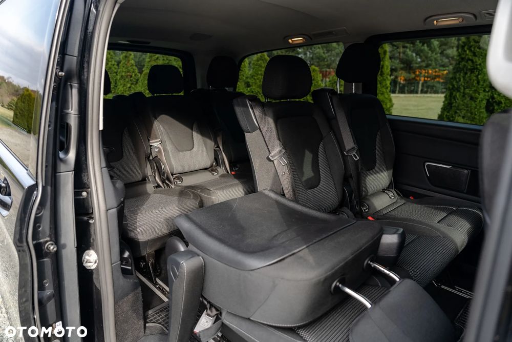 Mercedes-Benz Klasa V 300 d 4-Matic 9G-Tronic (ekstra d³) - 17