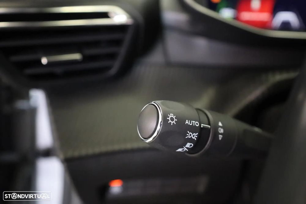 Peugeot 208 1.2 PureTech GT - 42
