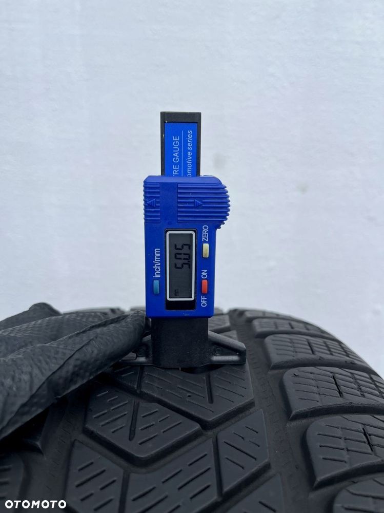 235/60/18 107H PIRELLI SCORPION WINTER - 7