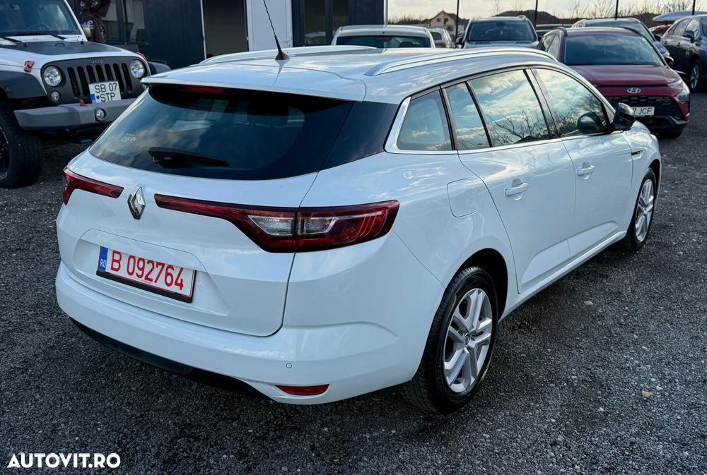 Renault Megane Grandtour ENERGY TCe 130 EDC BUSINESS - 4