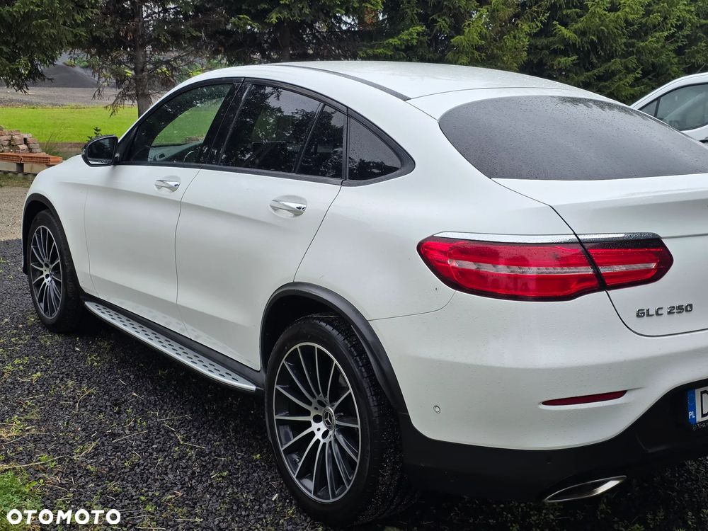 Mercedes-Benz GLC 250 4-Matic - 2