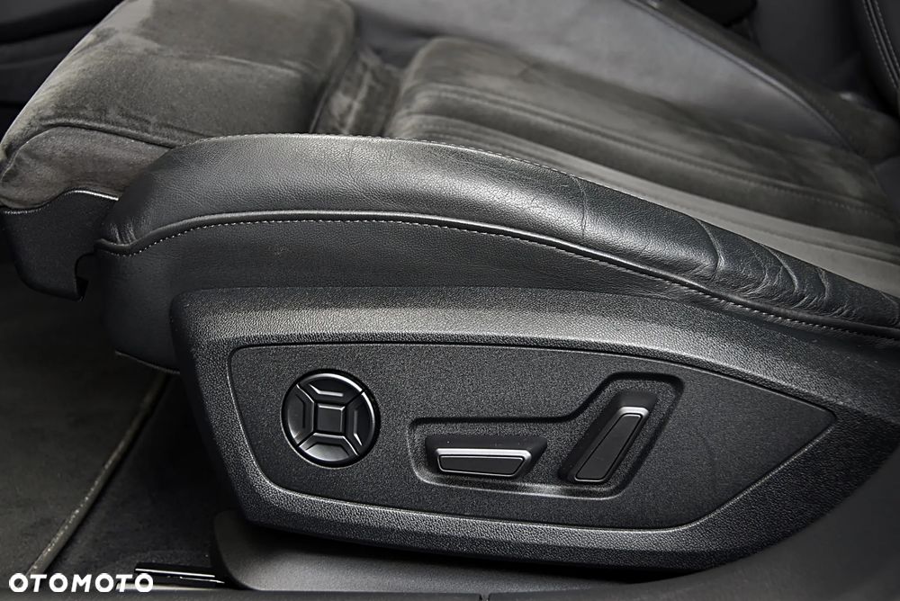 Audi A6 Avant 40 TDI quattro S tronic sport - 30