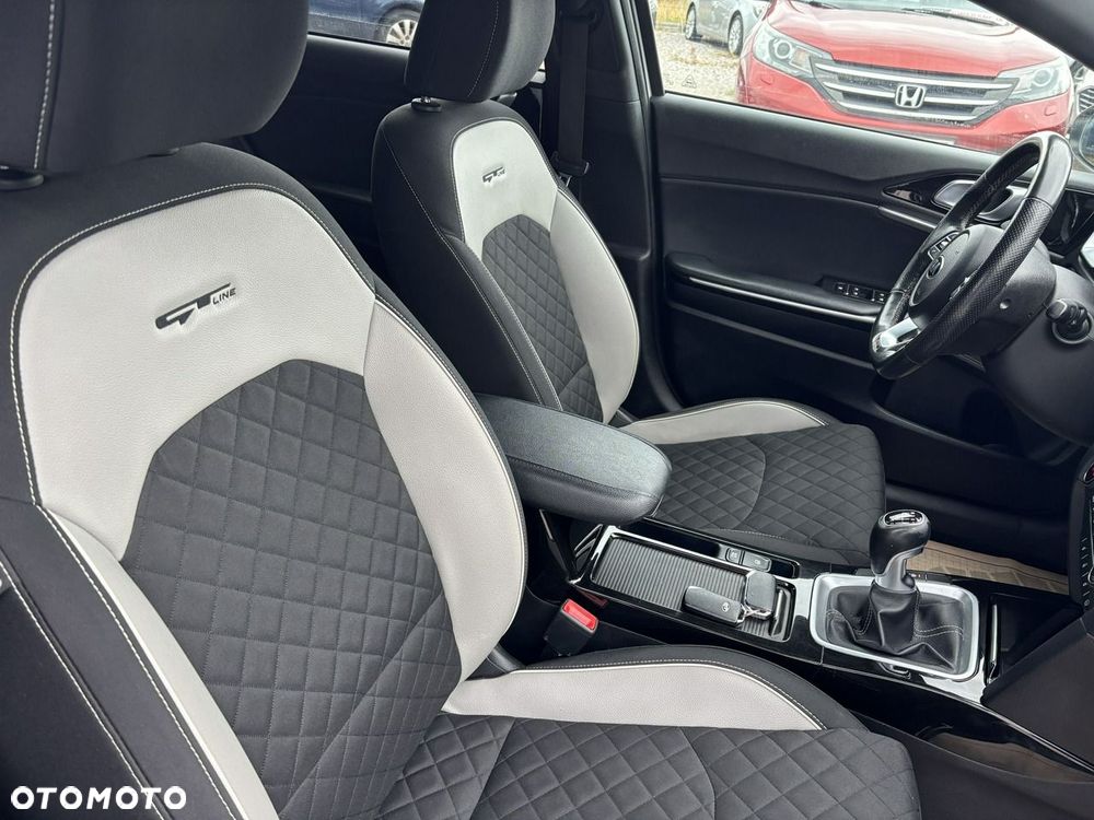 Kia ProCeed 1.4 T-GDI GT Line - 41