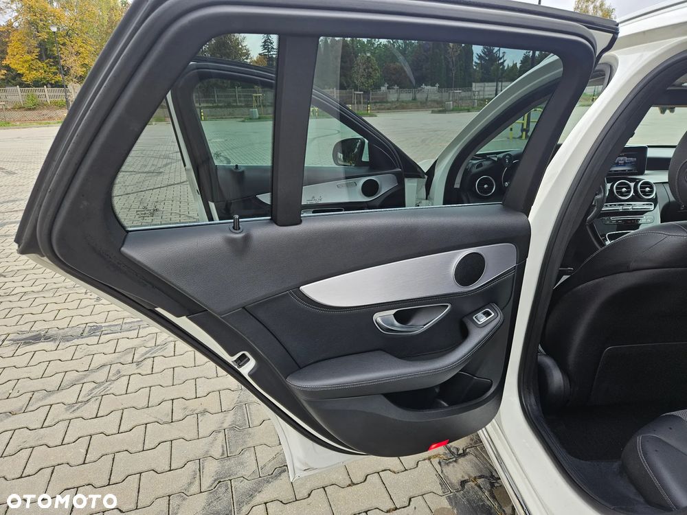 Mercedes-Benz Klasa C 200 (BlueTEC) d T 7G-TRONIC Avantgarde - 20