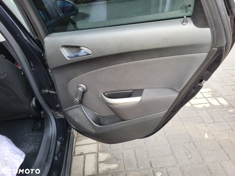 Opel Astra 1.3 CDTI Essentia S&S - 7