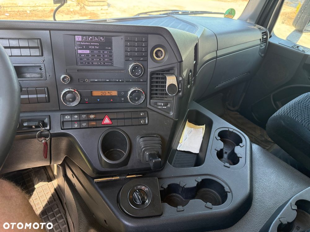 Mercedes-Benz Arocs - 8