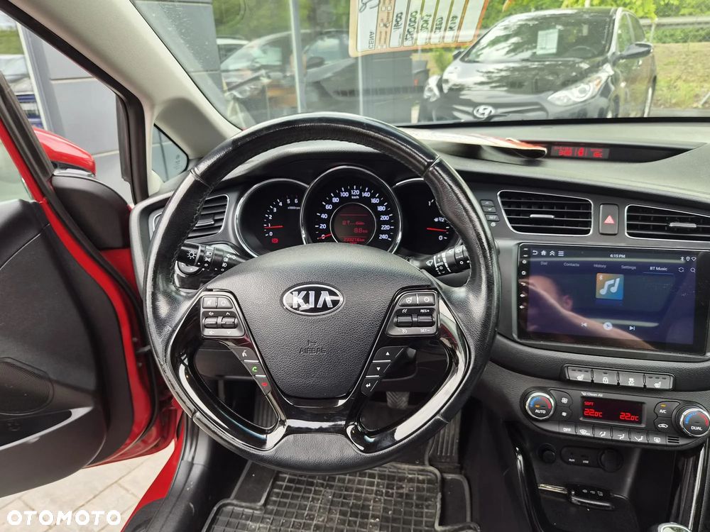 Kia Ceed 1.6 CRDi ISG Vision - 13