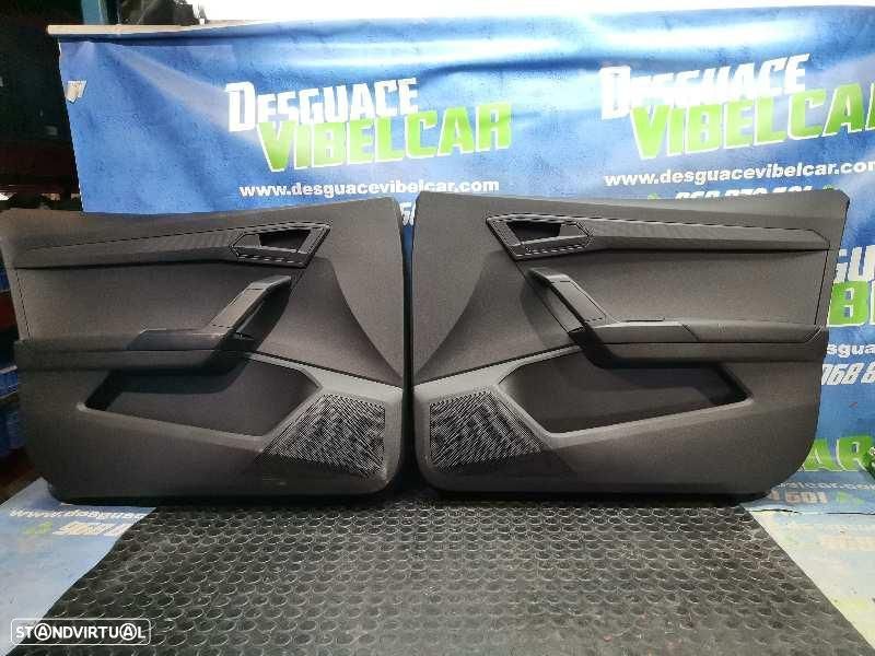 CONJUNTO DE ESTOFADOS DO ARMÁRIO SEAT ARONA KJ - 1