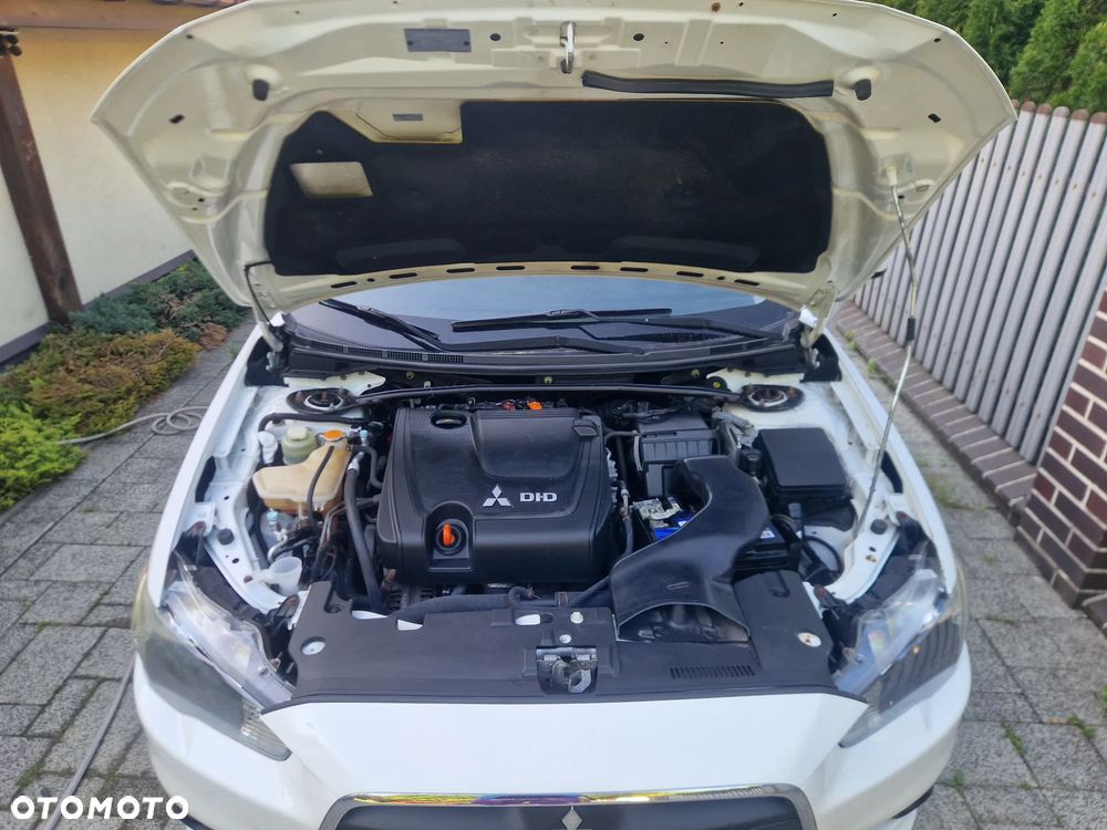 Mitsubishi Lancer 2.0 DID Instyle - 12