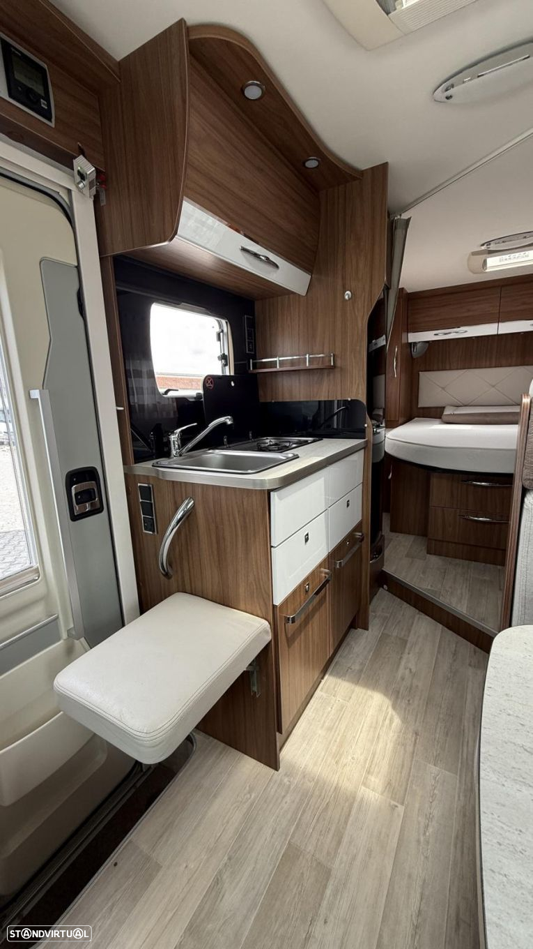 Pilote Essential P650 Cama Central - 44