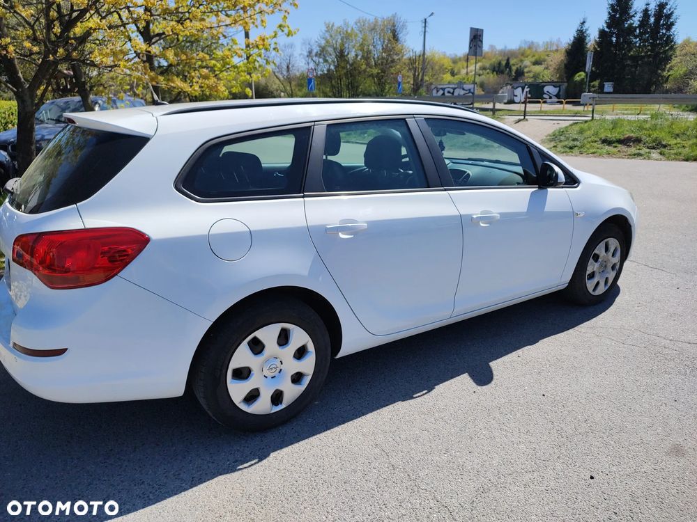 Opel Astra - 4