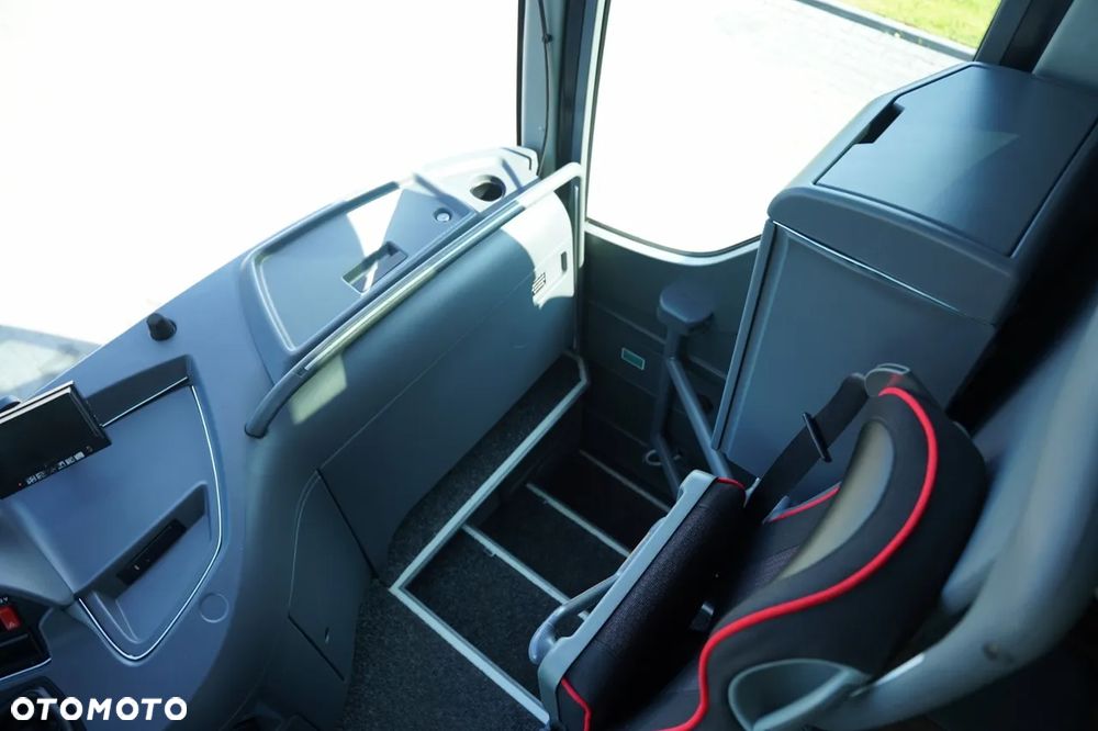 Mercedes-Benz TOURISMO RHD-L / EURO 6 / SPROWADZONY / - 29