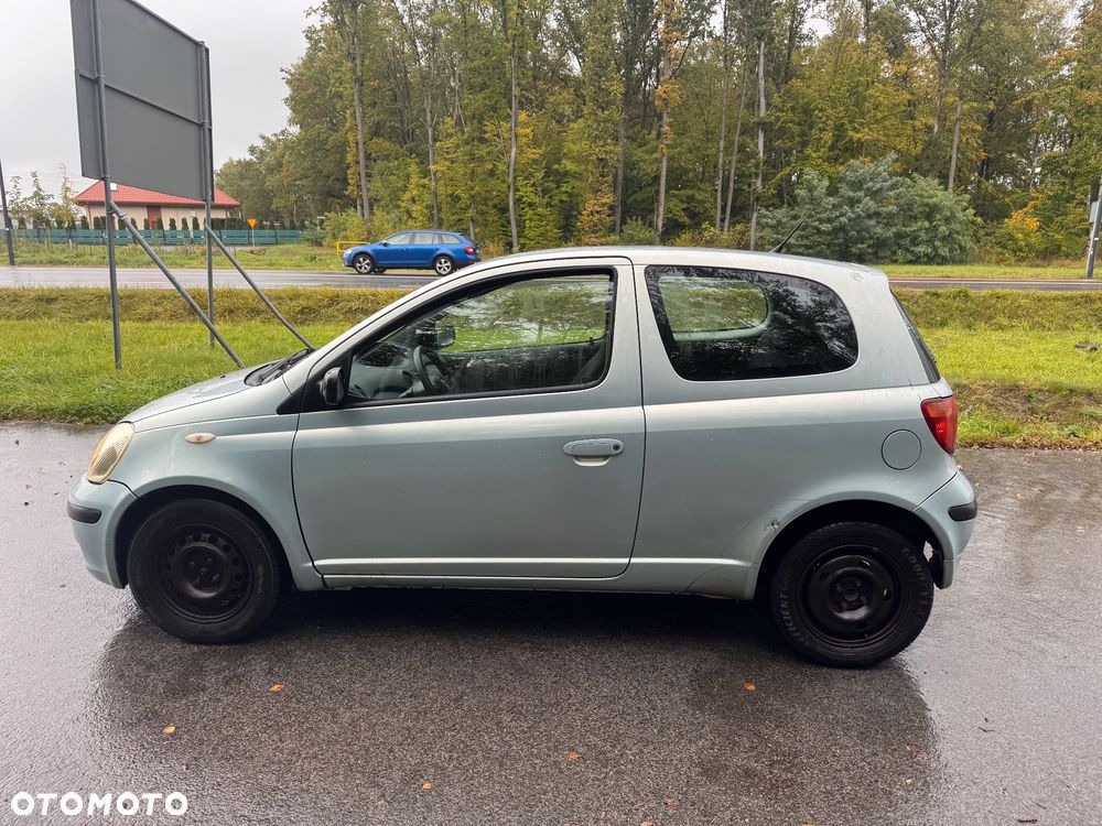 Toyota Yaris 1.0 Terra MM - 13