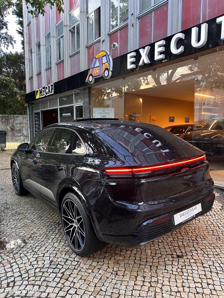 Porsche Macan Electric Turbo - 9