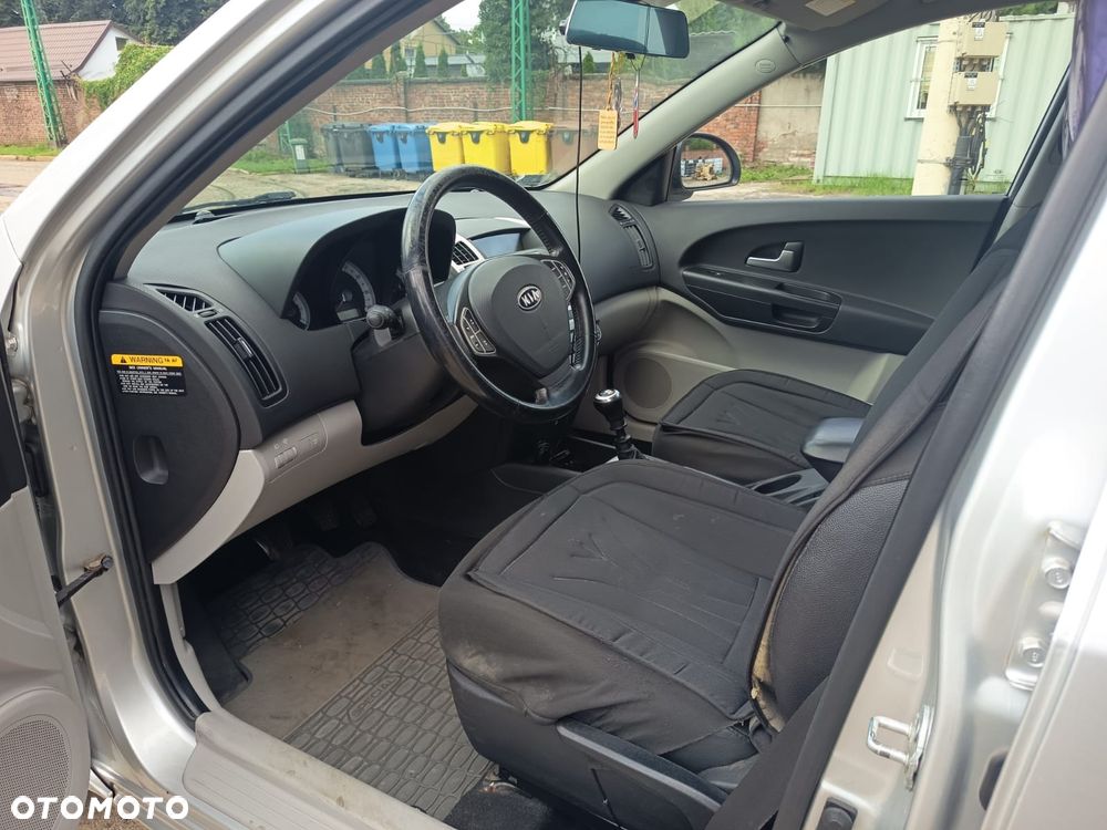 Kia Ceed - 2