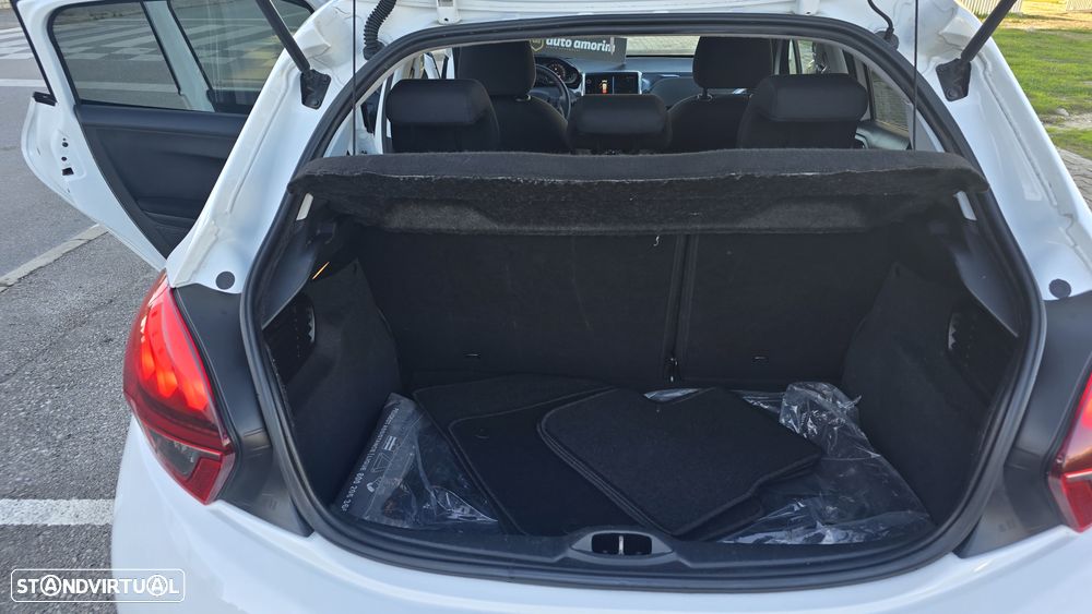 Peugeot 208 1.6 BlueHDi Style - 20