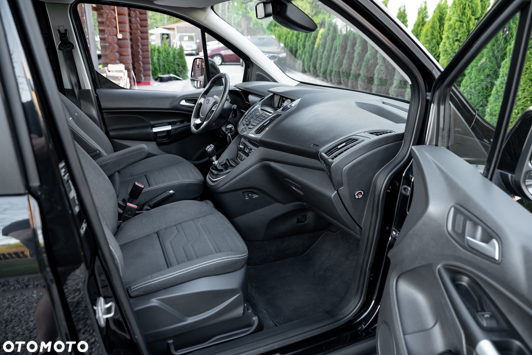 Ford Tourneo Connect 1.0 EcoBoost Start-Stop Trend - 32