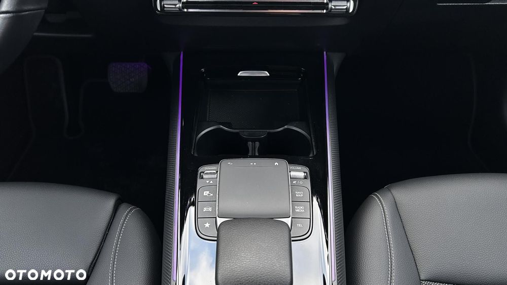 Mercedes-Benz GLB 200 Style 7G-DCT - 20