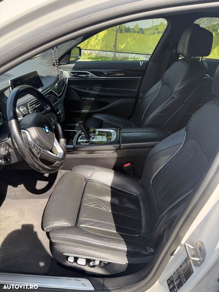 BMW Seria 7 740d xDrive - 11