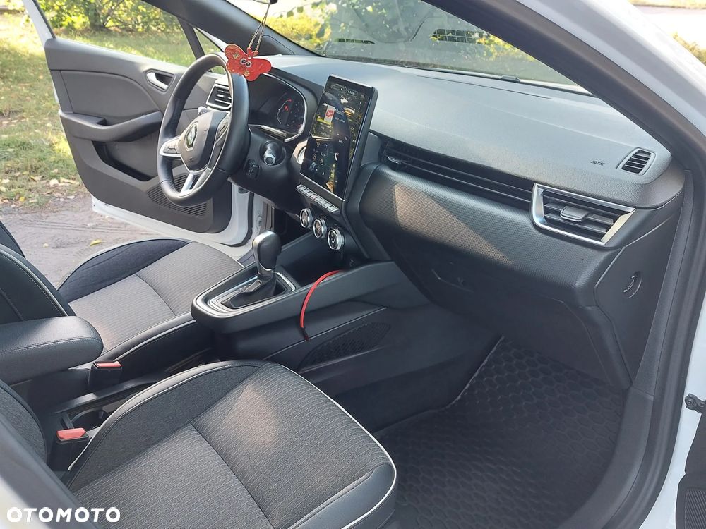 Renault Clio TCe 100 X-tronic INTENS - 8