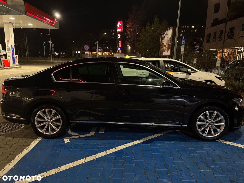 Volkswagen Passat - 7