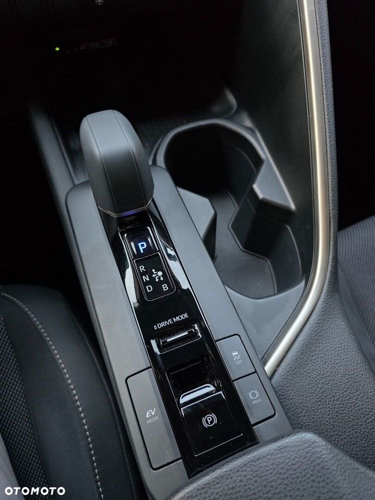 Toyota C-HR - 14