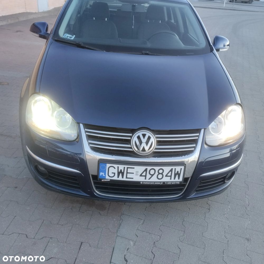 Volkswagen Golf 1.6 Trendline - 5