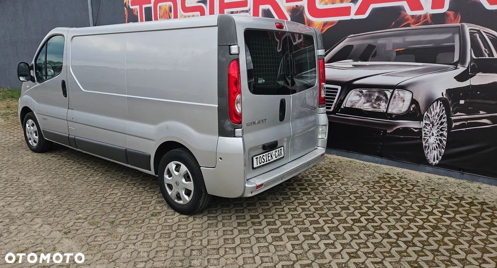 Renault Trafic - 2