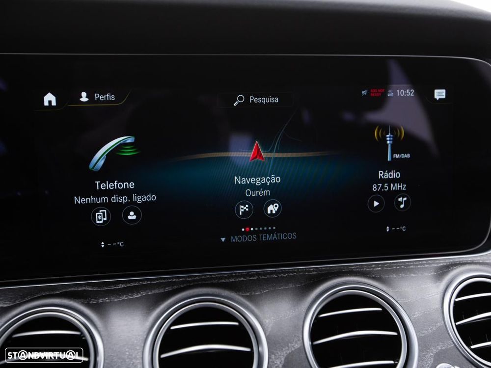 Mercedes-Benz E 300 de 4Matic 9G-TRONIC AMG Line - 28