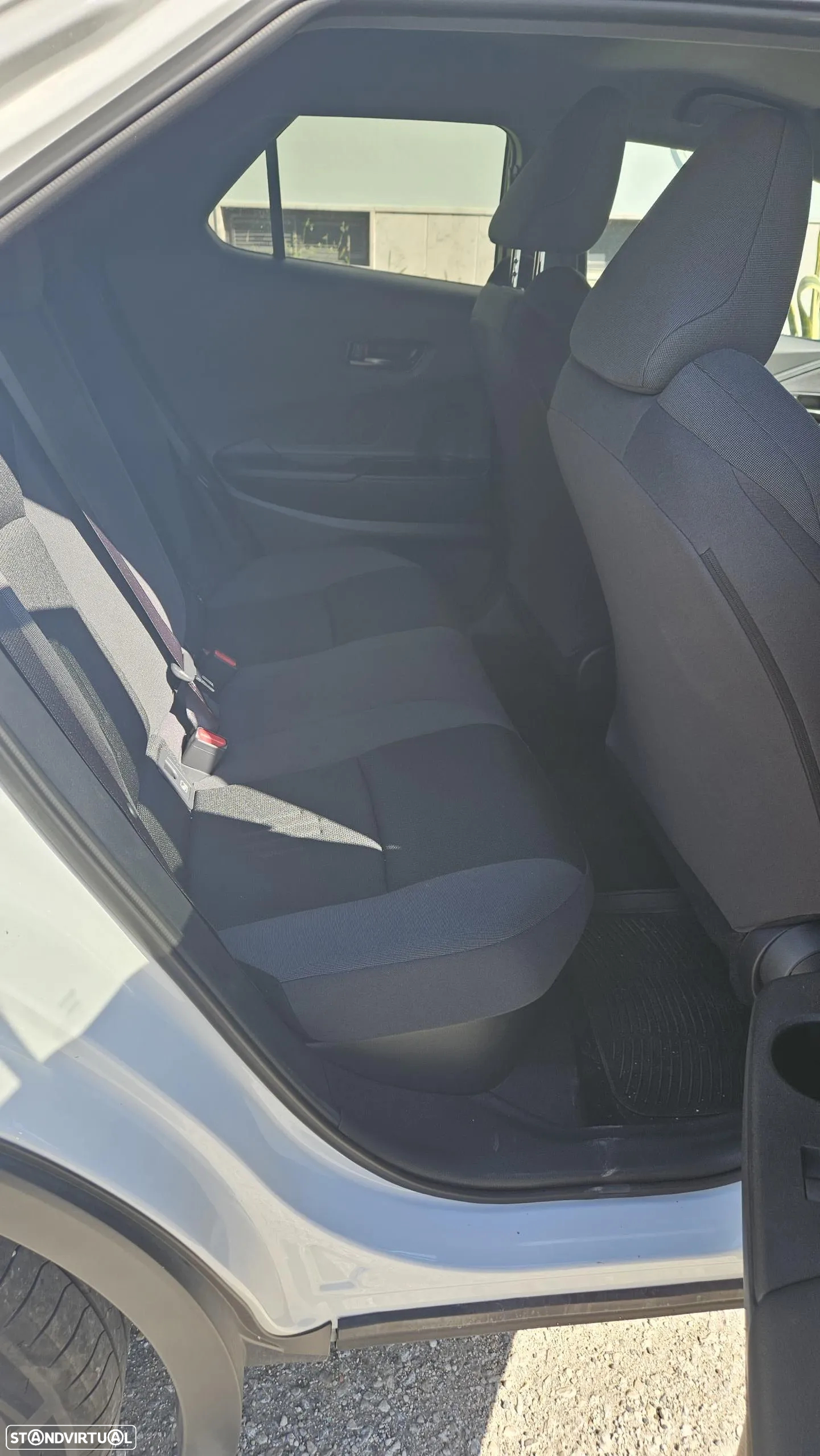 Toyota C-HR 1.8 Hybrid Square Collection - 9