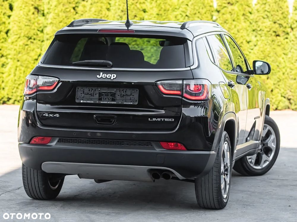 Jeep Compass - 12