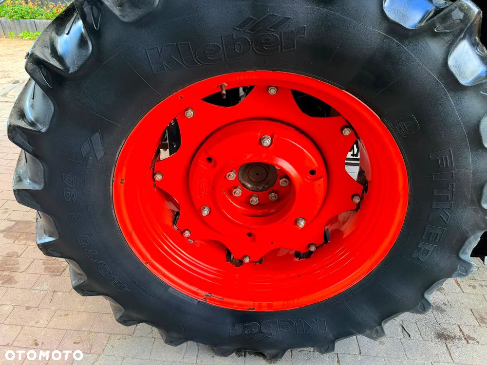 Kubota M9960 Hydraulic Shuttle - 26