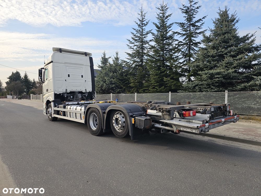Mercedes-Benz Actros 2545 - 8