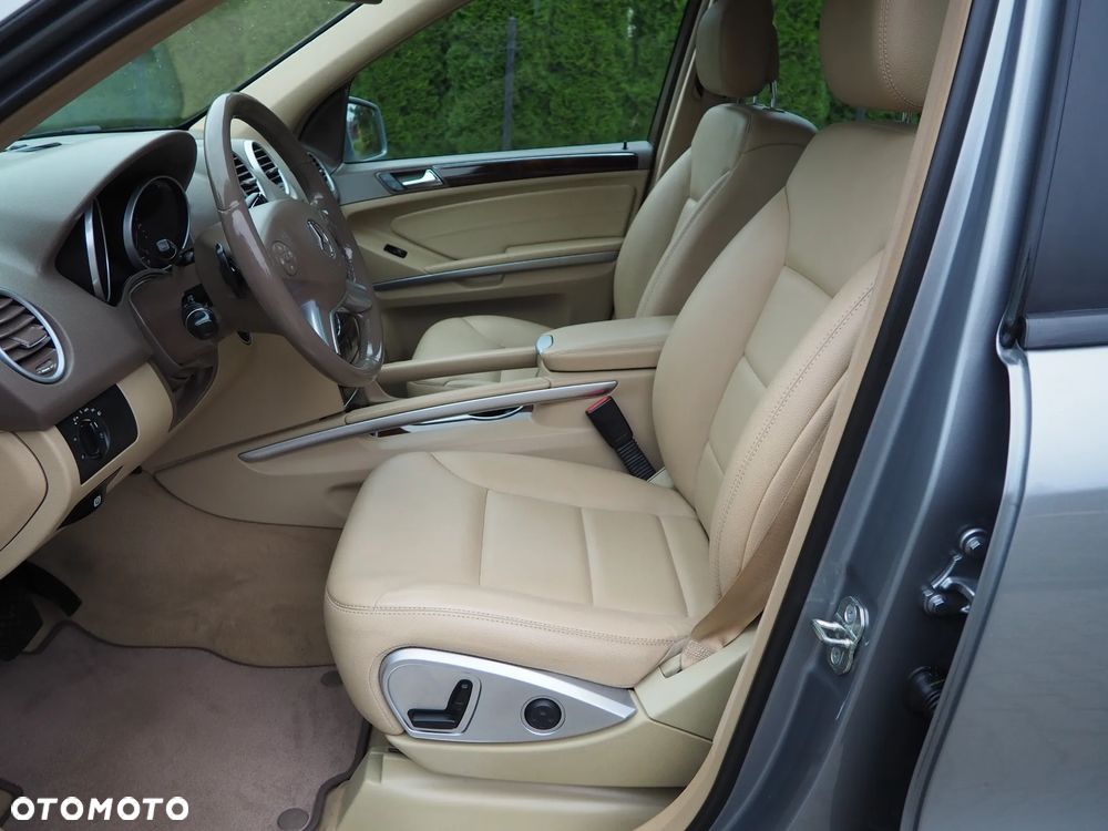 Mercedes-Benz ML - 20