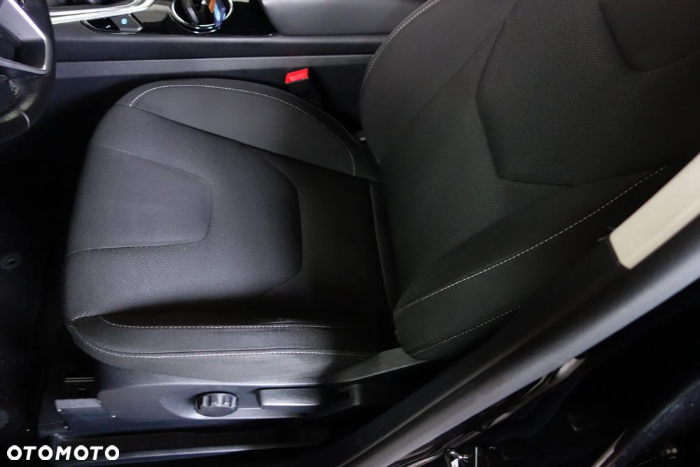 Ford S-Max 2.0 EcoBlue Titanium - 32