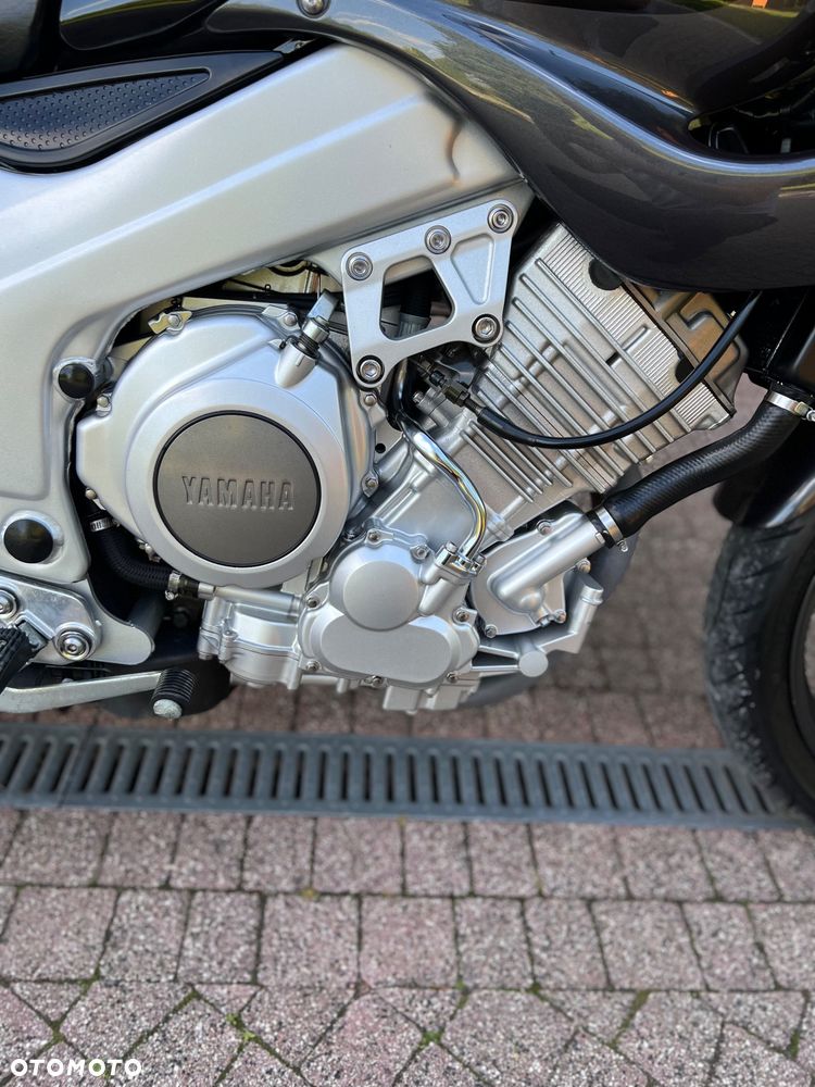 Yamaha TDM - 11