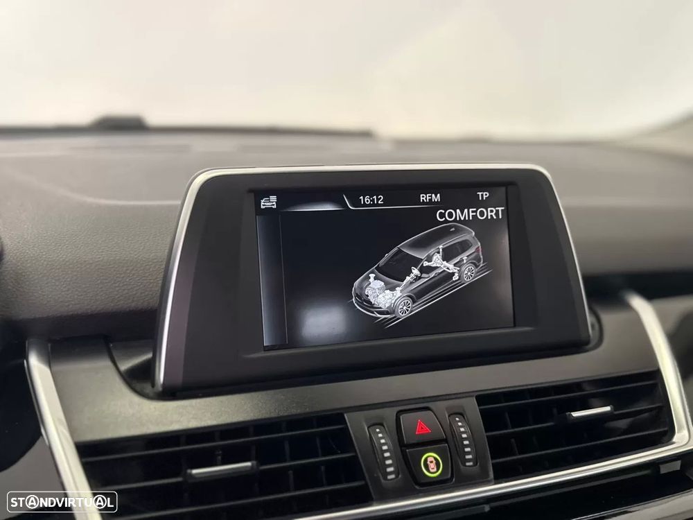 BMW 216 Gran Tourer d Line Sport - 40